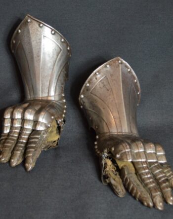 2 Fmedia2 F12442482 Fgauntlets 1