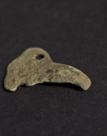 2 Fmedia2 F9141612 FDMTT024a202006 30 320copper20alloy20clothes20fastener20medieval20kilncroft20farm